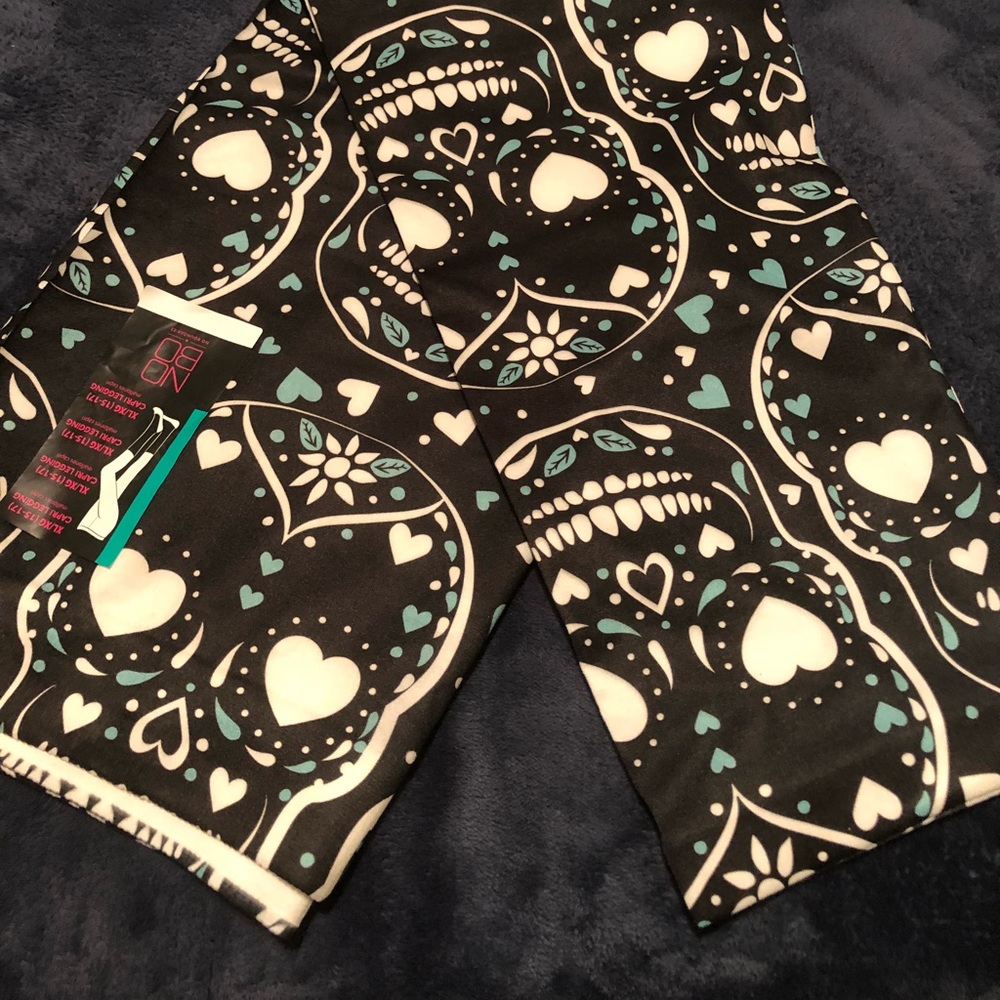 XL sugar skull Capri leggings
